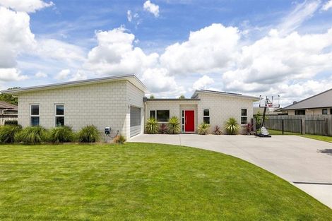 Photo of property in 13 Tiaki Way, Cambridge, 3434