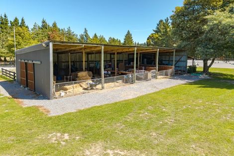 Photo of property in 32 Scarlet Oak Drive, West Melton, Christchurch, 7676