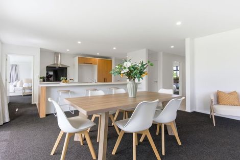 Photo of property in 28 Burnham School Road, Rolleston, 7614