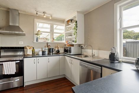 Photo of property in 22 Walsh Street, Forest Lake, Hamilton, 3200