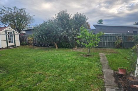 Photo of property in 8 Chelwood Street, Takaro, Palmerston North, 4412