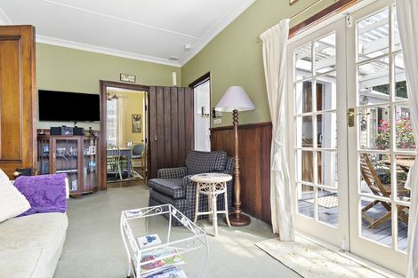 Photo of property in 192 Main Street, Greytown, 5712