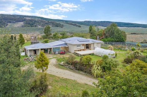 Photo of property in 2057 Tahakopa Valley Road, Tahakopa, Owaka, 9586
