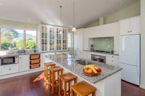 Photo of property in 2 Ngarara Road, Waikanae, 5036