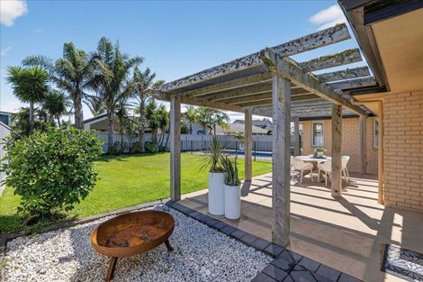 Photo of property in 56 Matemuri Drive, Papamoa Beach, Papamoa, 3118