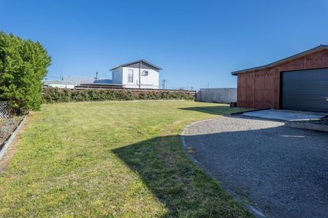 Photo of property in 6 Huia Street, Foxton Beach, Foxton, 4815