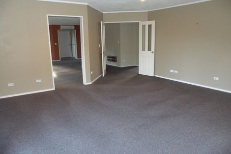Photo of property in 22 Saint James Court, Paraparaumu, 5032