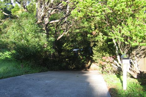 Photo of property in 17 Victory Road, Laingholm, Auckland, 0604