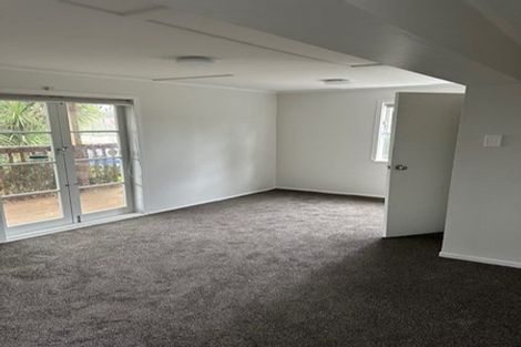 Photo of property in 156 Rathgar Road, Henderson, Auckland, 0610