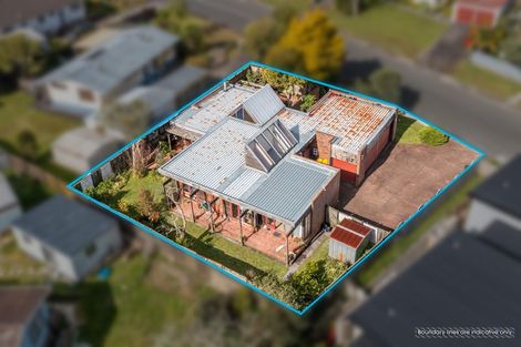 Photo of property in 41 Fitzherbert Avenue, West Harbour, Auckland, 0618