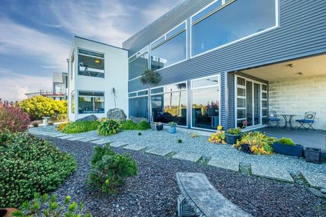 Photo of property in 2 Moore Street, Waimataitai, Timaru, 7910