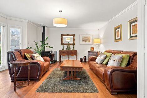 Photo of property in 199 Chelsea View Drive, Chatswood, Auckland, 0626