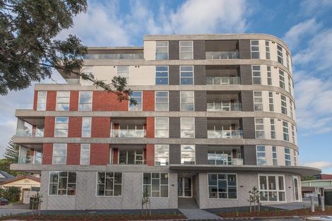 Photo of property in 503/246 Khyber Pass Road, Grafton, Auckland, 1023