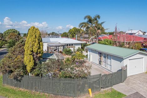 Photo of property in 1/31 Blanes Road, Weymouth, Auckland, 2103