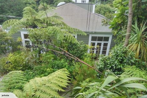 Photo of property in 1/139 Kelburn Parade, Kelburn, Wellington, 6012