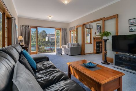 Photo of property in 27 Marina Grove, Hutt Central, Lower Hutt, 5010