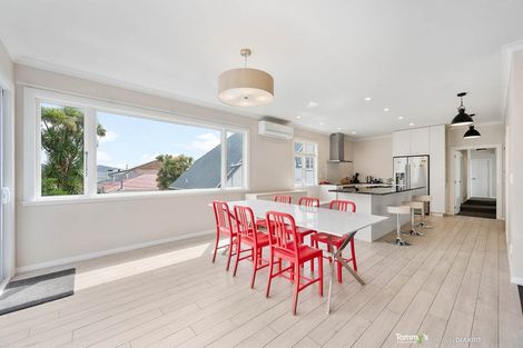 Photo of property in 50 Wright Street, Mount Cook, Wellington, 6021