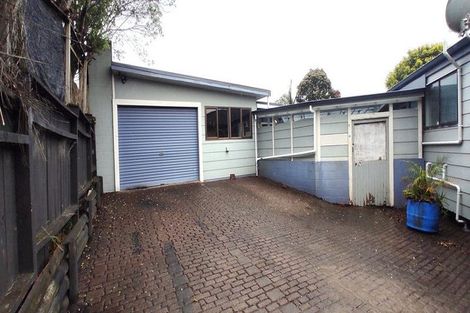 Photo of property in 15 Hydra Place, Glen Eden, Auckland, 0602