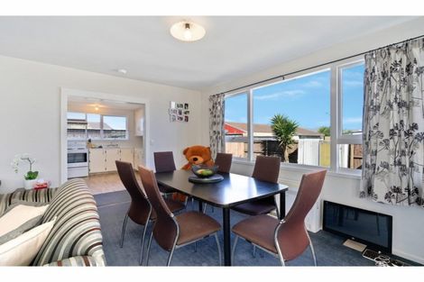 Photo of property in 2/4 Taranui Place, Bromley, Christchurch, 8062