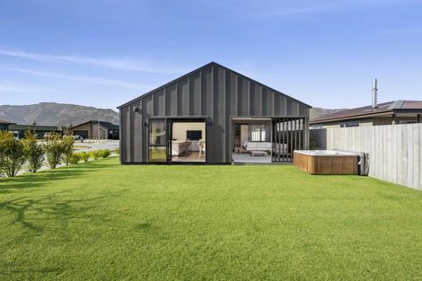 Photo of property in 22 Dunn Street, Lake Hawea, Wanaka, 9382