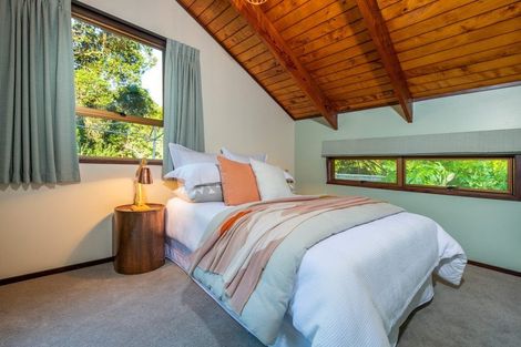 Photo of property in 262a Beach Road, Campbells Bay, Auckland, 0630