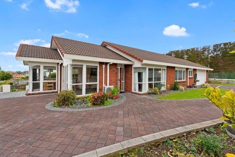 Photo of property in 32 Bayfair Drive, Mount Maunganui, 3116