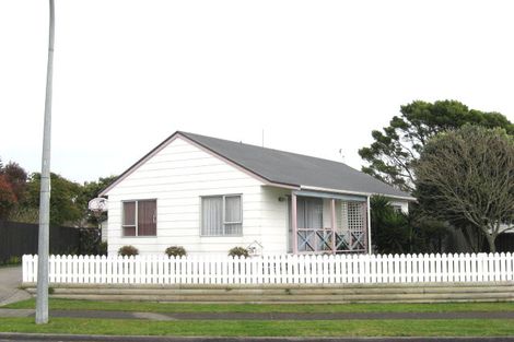 Photo of property in 4 Desmond Place, Bell Block, New Plymouth, 4312