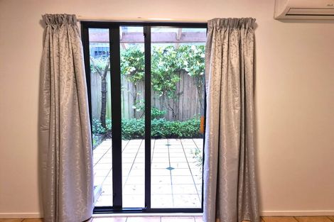 Photo of property in 28d Cranmer Square, Christchurch Central, Christchurch, 8013