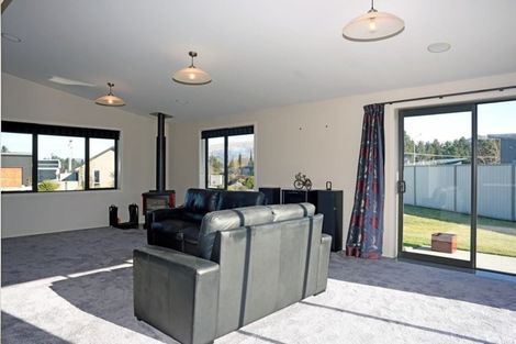 Photo of property in 16 Chandler Crescent, Clyde, 9330