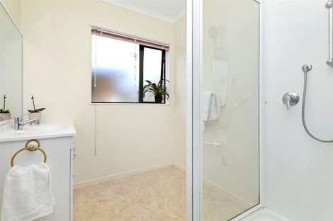 Photo of property in Redwood Village, 45/42 Main Road, Tawa, Wellington, 5028