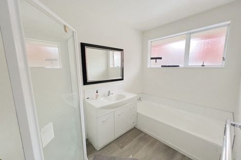 Photo of property in 4/16 Peverel Street, Riccarton, Christchurch, 8011