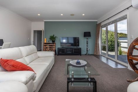 Photo of property in 187 Main South Road, Karoro, Greymouth, 7805