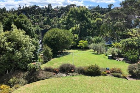 Photo of property in 13 Island Bay Road, Beach Haven, Auckland, 0626