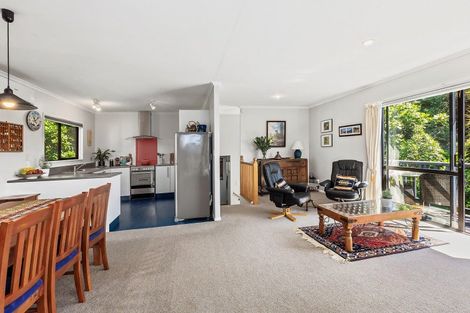 Photo of property in 126a Breaker Bay Road, Breaker Bay, Wellington, 6022