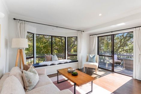 Photo of property in 16 Mawson Avenue, Torbay, Auckland, 0630