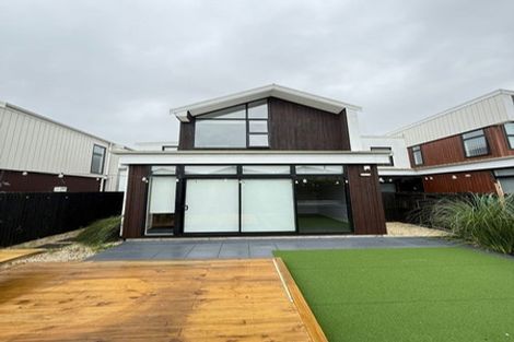 Photo of property in 3 Courage Road, Papakura, 2110