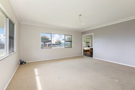 Photo of property in 476 Otumoetai Road, Otumoetai, Tauranga, 3110