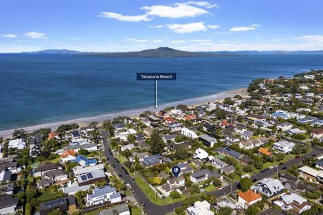 Photo of property in 9 Park Avenue, Takapuna, Auckland, 0622