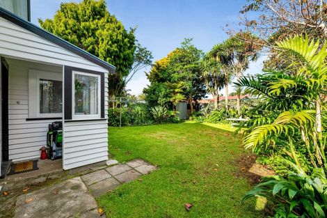 Photo of property in 19 Gaine Street, New Plymouth, 4310