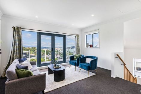 Photo of property in 32 Mandalay Terrace, Khandallah, Wellington, 6035