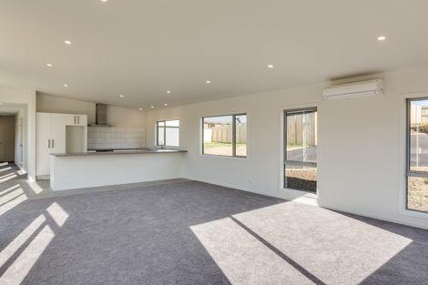 Photo of property in 4 Glendermid Close, Sawyers Bay, Port Chalmers, 9023