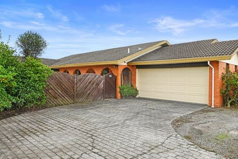 Photo of property in 152 Sawyers Arms Road, Northcote, Christchurch, 8052