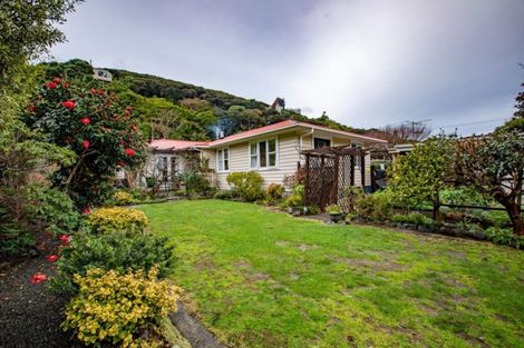 Photo of property in 59 Cluny Road, Plimmerton, Porirua, 5026