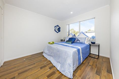 Photo of property in 1/4 Slim Place, Clendon Park, Auckland, 2103