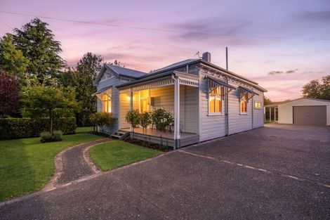 Photo of property in 1002 Fitzroy Avenue, Mahora, Hastings, 4120