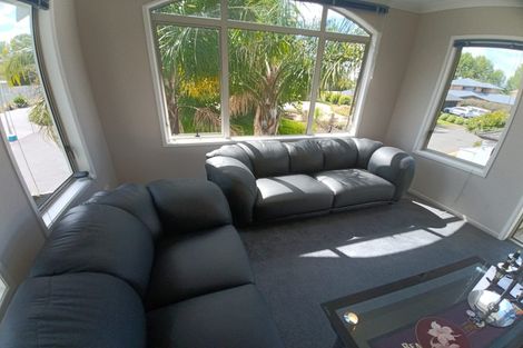 Photo of property in 9 San Clemento Way, Rototuna, Hamilton, 3210