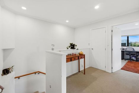 Photo of property in 118 Huntington Drive, Huntington Park, Auckland, 2013