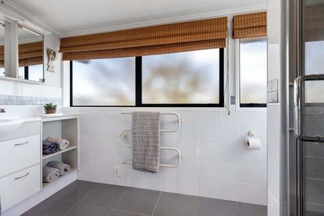 Photo of property in 18 Andrew Place, Otumoetai, Tauranga, 3110