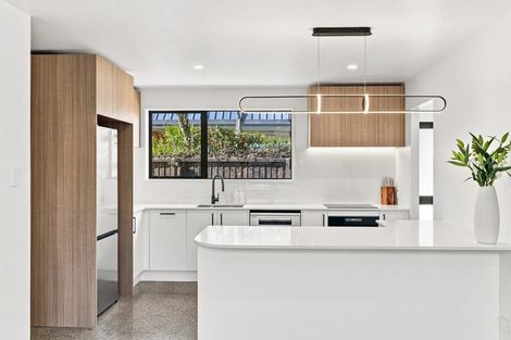 Photo of property in 18 Briarmont Street, Avondale, Christchurch, 8061