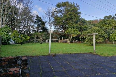 Photo of property in 111 Glenpark Avenue, Frankleigh Park, New Plymouth, 4310